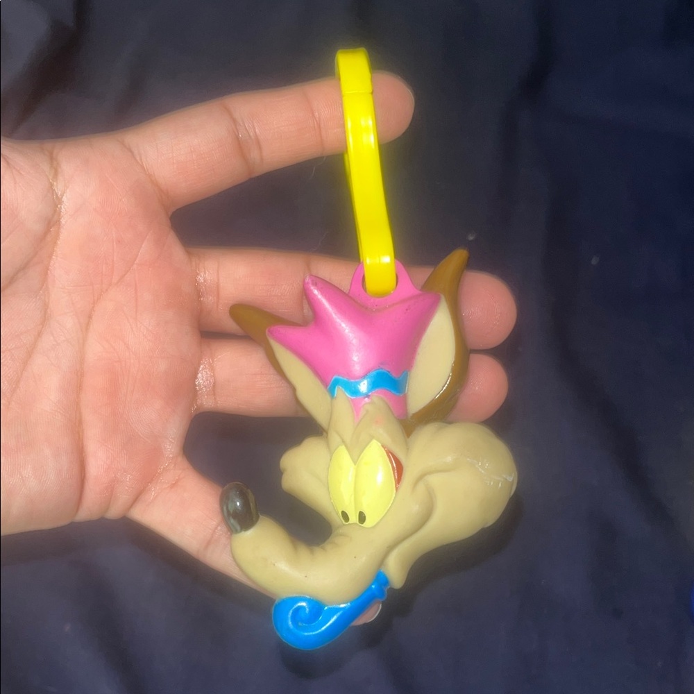 Warner Bros. Looney Tunes Keychains - Picture 2 of 10